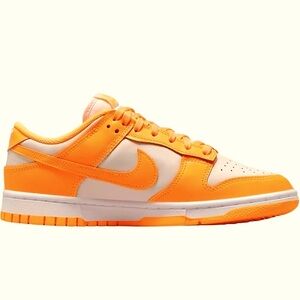 💎💥 SUMMER SALE Nike Orange and Cream Sneakers Classic Dunk Style🔥
